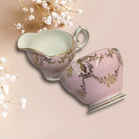 Vintage Queen Anne Pink Golden Scrolling Creamer and Sugar Bowl - Picture 3 of 6